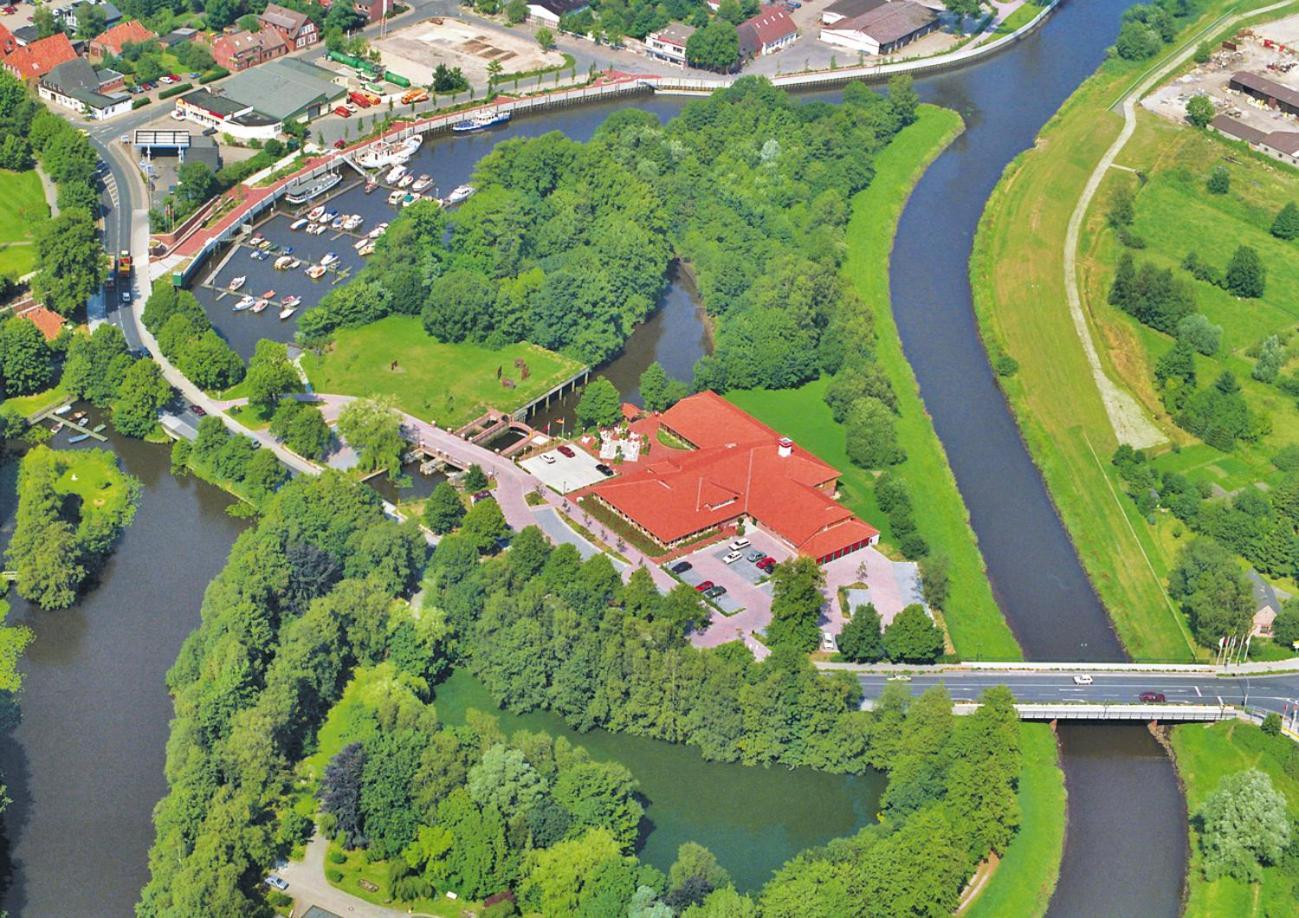 Oste Hotell Bremervörde Exteriör bild