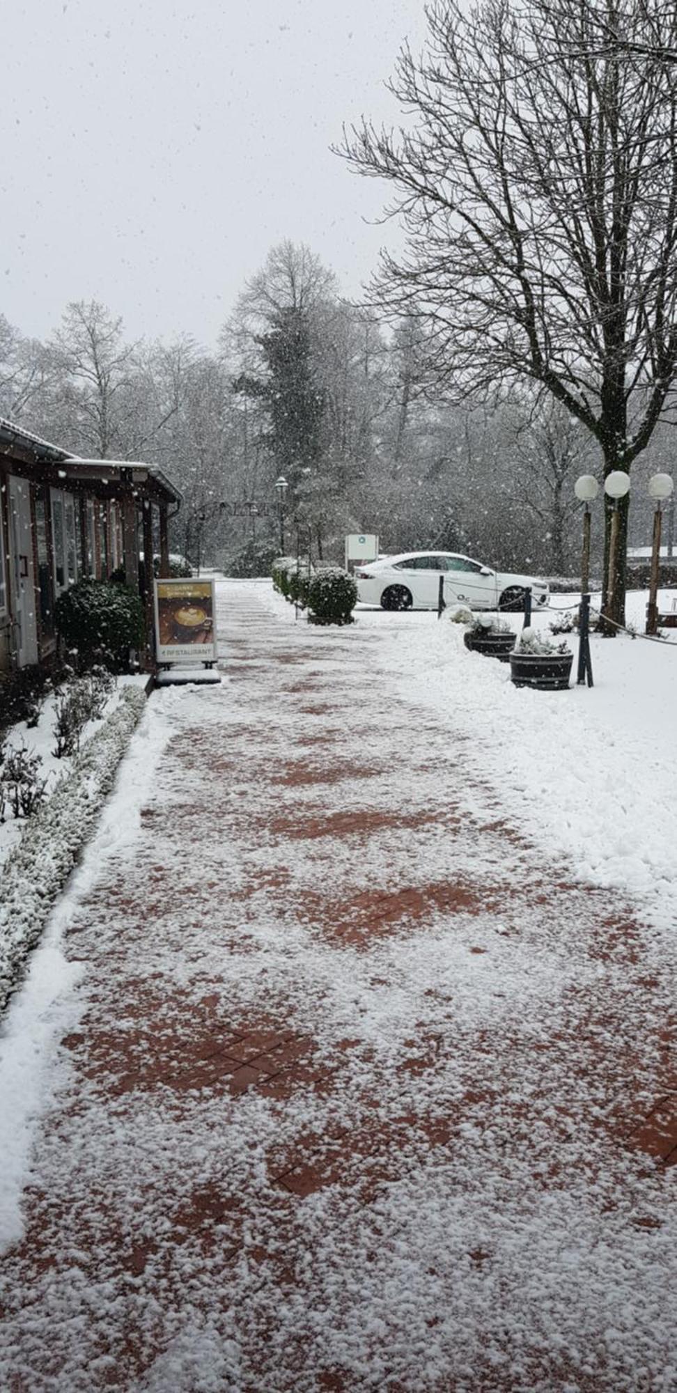 Oste Hotell Bremervörde Exteriör bild